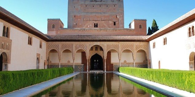 Alhambra and Generalife Guided Tours